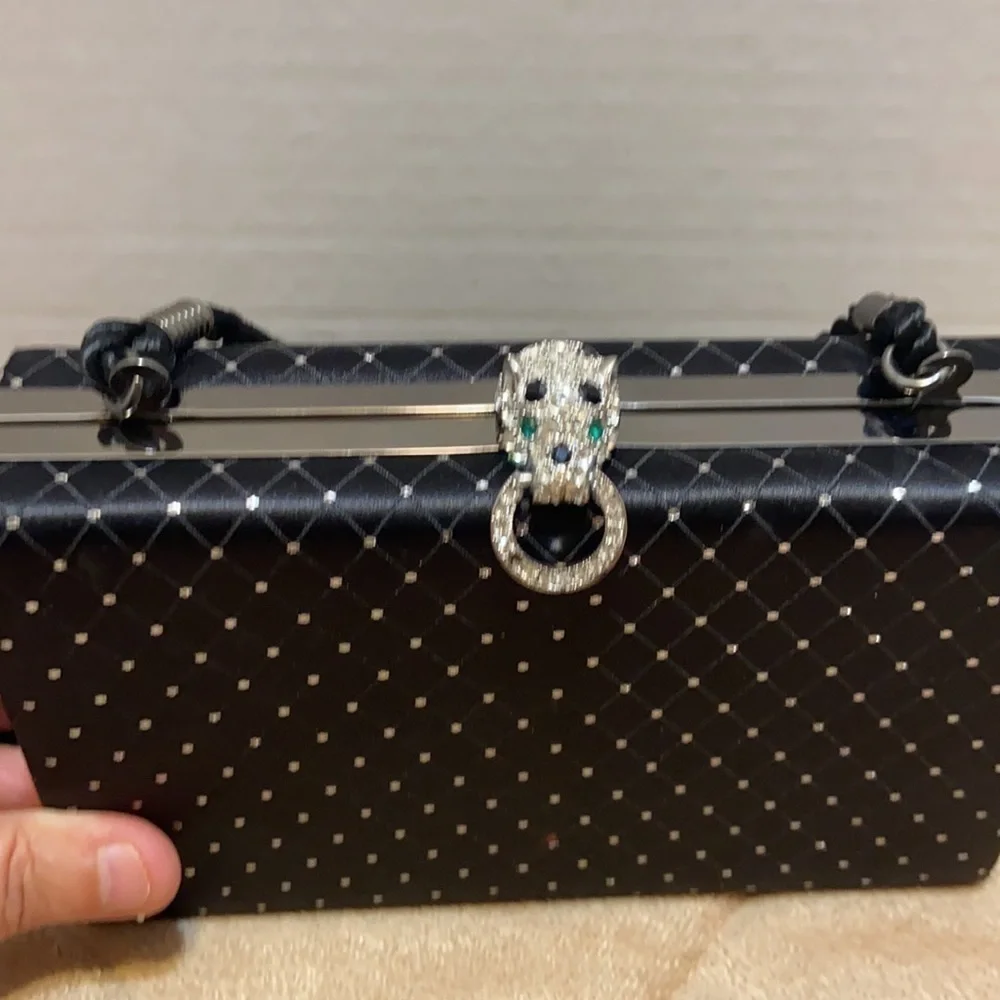 Kenneth Jay Lane ladies satin leopard kiss clutch purse